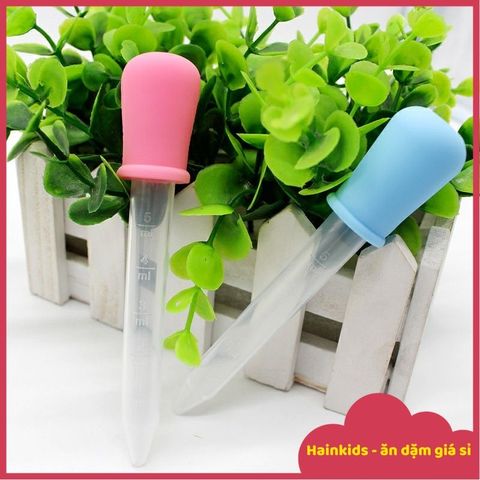 Ống Bón Sữa Silicon 5ml - Ống Nhỏ Giọt và Làm Kẹo Chip Chip Bằng Nhựa Cho Mẹ và Bé - Dụng Cụ Tiện Ích Trong Bếp