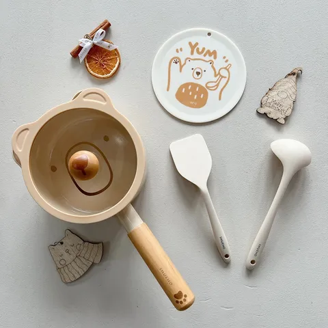 [KÈM QUÀ TẶNG] Bộ Nồi Chảo Gấu CoCo Bear Chống Dính Cho Bé, Đáy Từ Xịn Sò, Quấy Cháo, Chế Biến Món Ăn Dặm Cho Bé ăn Dặm