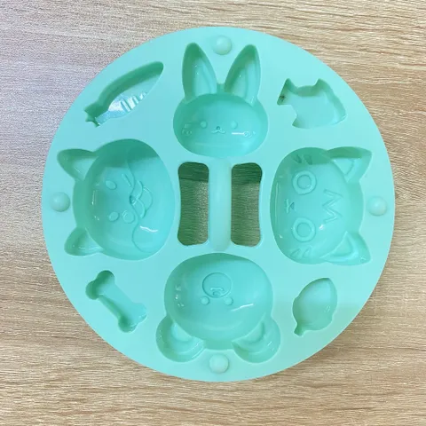 Khuôn Silicon Tròn Làm Bánh Flan và Thạch Pudding Có Nắp Đậy Hình Con Vật Dễ Thương - An Toàn Cho Bé, Chịu Nhiệt 230°C