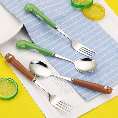 Muỗng Inox Cán Sứ Đáng Yêu Cho Bé - Thìa Chất Liệu Thép Không Gỉ, Quà Tặng Noel, Hình Động Vật Hoạt Hình 18.8cm