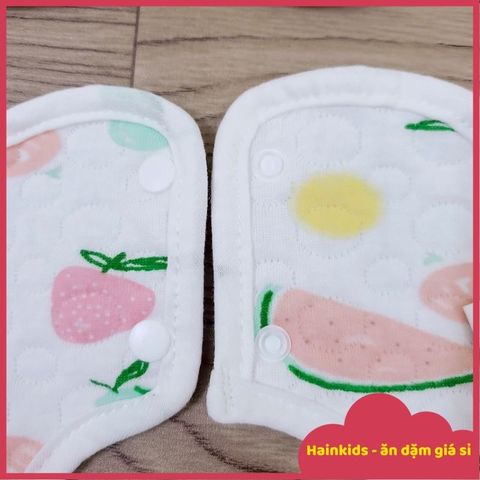 Yếm Hoa Chống Thấm Xoay 360 Độ Cho Bé - Yếm Ti Sữa Dễ Thương, Phụ Kiện Ăn Dặm An Toàn Từ 0-4 Tuổi