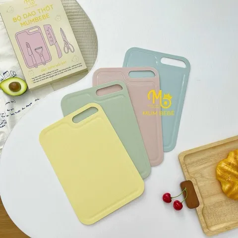 Bộ Dao Thớt 5 Chi Tiết Mumbebe - Dụng Cụ Chế Biến Đồ Ăn Dặm An Toàn Cho Bé, Chất Liệu Nhựa và Thép Không Gỉ