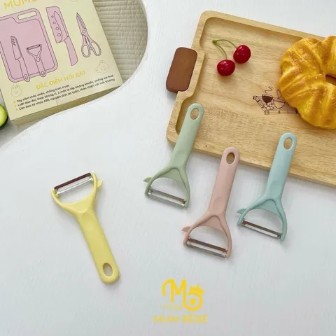 Bộ Dao Thớt 5 Chi Tiết Mumbebe - Dụng Cụ Chế Biến Đồ Ăn Dặm An Toàn Cho Bé, Chất Liệu Nhựa và Thép Không Gỉ