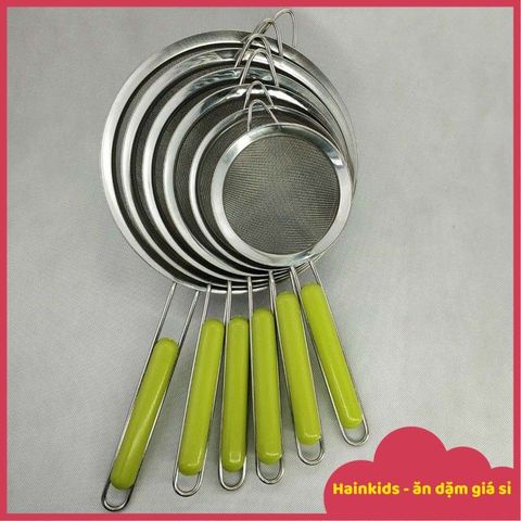 Rây Inox 304 Tay Cầm Xanh - Rây Lọc Siêu Mịn An Toàn Cho Sức Khỏe Bà Nội Trợ, Tiện Lợi Sử Dụng Trong Nhà Bếp