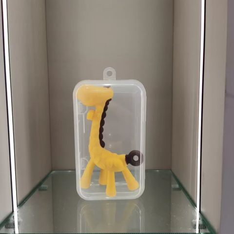 Gặm Nướu Hươu/Chuối Silicone Cao Cấp - Chất Liệu An Toàn Cho Bé Trong Giai Đoạn Mọc Răng, Kèm Hộp Đựng Tiện Dụng