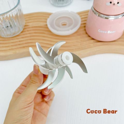 Máy Xay Ăn Dặm Cocobear 8 Lưỡi Dao Thép Không Gỉ và Cối Thủy Tinh - Dung Tích 300ml, An Toàn Cho Bé Yêu