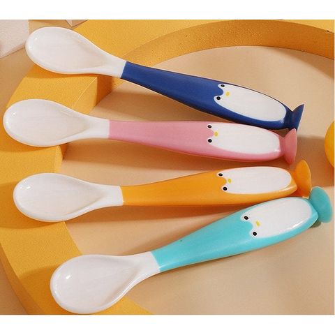 Set Thìa Nĩa Bẻ Cong An Toàn Kèm Hộp Đựng - Đồ Dùng Tập Xúc Cho Bé Từ 9 Tháng, Thiết Kế Mềm Mại và Vệ Sinh