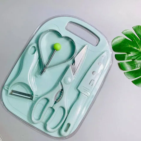 Bộ Dao Thớt Chế Biến Đồ Ăn Dặm, Bộ Dao Thớt Gấu/ Hình Chữ Nhật, Chất Liệu Nhựa Nguyên Sinh, Thép Không Gỉ-Nhiều Mã
