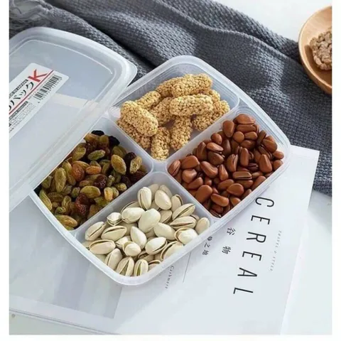 Hộp chia ngăn Nayaka 710ml nắp dẻo - Hàng Nhật