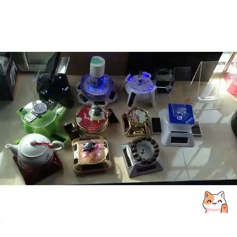 Bàn Xoay Trưng Bày Sản Phẩm Năng Lượng Mặt Trời 360 Độ - Thiết Bị Quay Video và Chụp Ảnh Thân Thiện Với Môi Trường