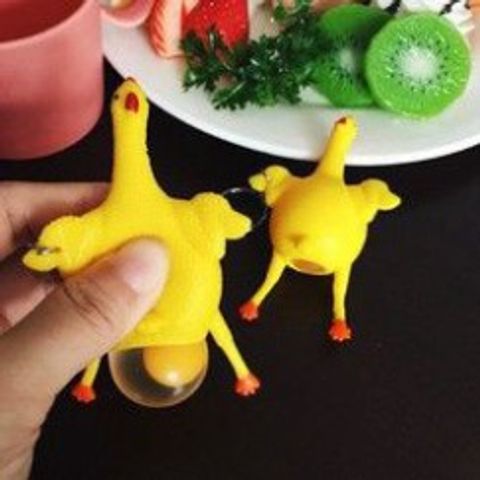 Móc Khóa Hình Chú Gà Đẻ Trứng Đáng Yêu - Móc Khóa Silicone Thú Vị Cho Bé Gái và Bé Trai - Quà Tặng Siêu Dễ Thương