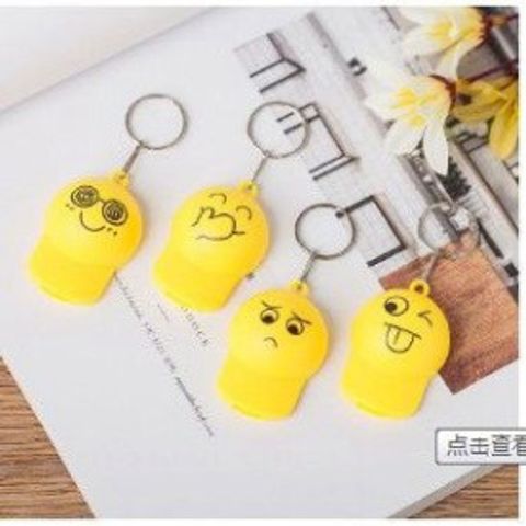Móc Khóa Hình Chú Gà Đẻ Trứng Đáng Yêu - Móc Khóa Silicone Thú Vị Cho Bé Gái và Bé Trai - Quà Tặng Siêu Dễ Thương