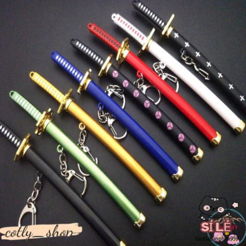 Móc Khóa Katana Zoro Law One Piece 16cm Bằng Kim Loại Không Gỉ - Quà Tặng Anime Độc Đáo Cho Fan Hâm Mộ Văn Hóa Nhật Bản