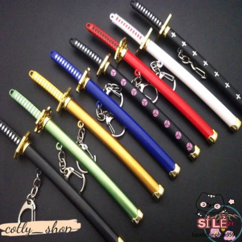 Móc Khóa Katana Zoro Law One Piece 16cm Bằng Kim Loại Không Gỉ - Quà Tặng Anime Độc Đáo Cho Fan Hâm Mộ Văn Hóa Nhật Bản