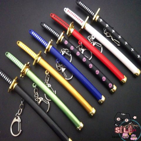 Móc Khóa Kiếm Katana Zoro Law One Piece - Phụ Kiện Anime Chất Liệu Hợp Kim Không Gỉ Bền Bỉ, Dài 16cm