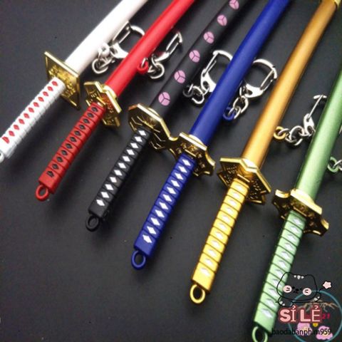 Móc Khóa Kiếm Katana Zoro Law One Piece - Phụ Kiện Anime Chất Liệu Hợp Kim Không Gỉ Bền Bỉ, Dài 16cm