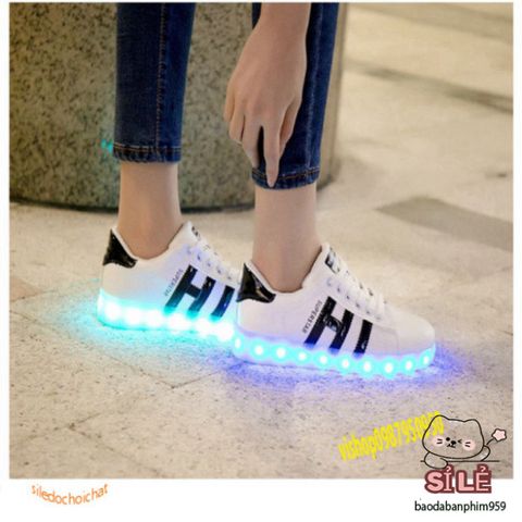 Giày Thể Thao Phát Sáng Độc Đáo - 7 Màu Sắc, 11 Chế Độ Nháy, Thời Trang Nam Nữ, Phụ Kiện Tiệc Tùng, Giày Đi Dạo Thời Thượng