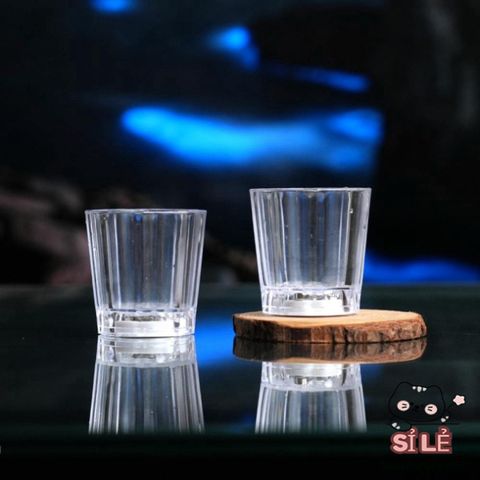 Cốc Uống Nước LED Nhấp Nháy 50ml - Cốc Trang Trí Tiệc, An Toàn, Độc Đáo, Phát Sáng Tự Động cho Bữa Tiệc và Sự Kiện