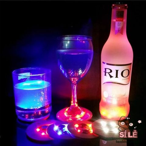 Đèn LED Phát Sáng Coaster Nhấp Nháy - Đế Lót Ly Sáng Màu Cho Tiệc Tùng, Quán Bar - Phụ Kiện Thời Trang Đồ Uống Rượu