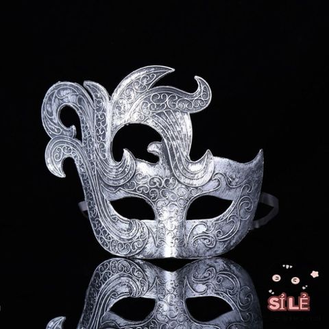 Mặt Nạ Halloween Nửa Mặt Nam Bằng Nhựa - Phụ Kiện Hóa Trang Độc Đáo Cho Lễ Hội, Tiệc Tùng và Biểu Diễn Nghệ Thuật