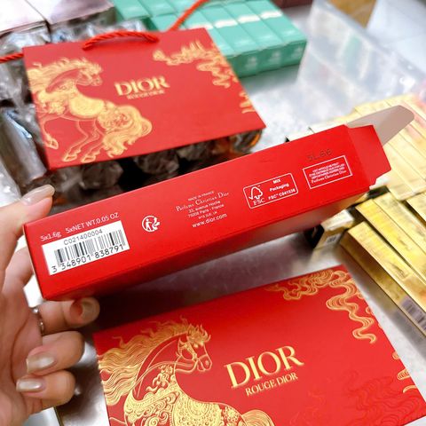 (Chính ngạch) Set 5 Son Dior On Stage Mới - Chất Lì, Bóng Nhẹ, Dưỡng Ẩm - Quà Tặng Sang Trọng cho Các Tín Đồ Làm Đẹp