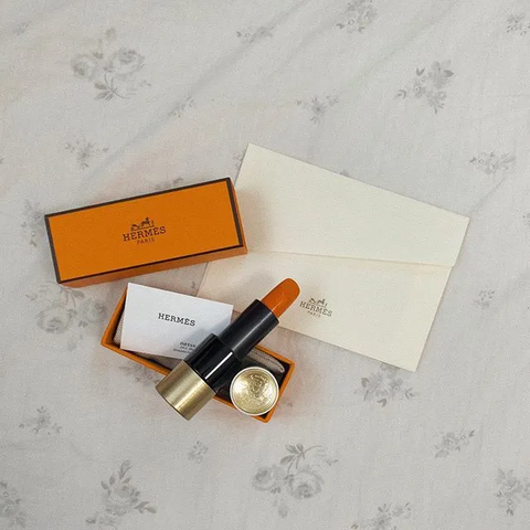 Son Hermès Satin Lipstick 33 - Son Môi Cao Cấp Màu Cam Tươi, Chất Lượng Đỉnh Cao, Phù Hợp Với Mọi Trang Điểm