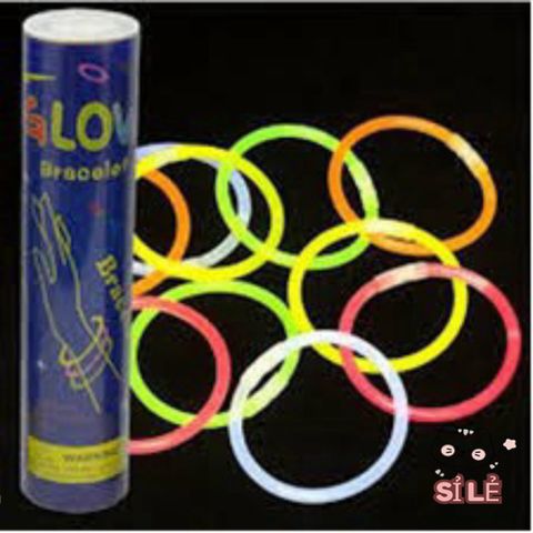 Hộp Que Phát Sáng 100 Cái J42 - Đồ Chơi Giải Trí Nhiều Màu, Thích Hợp Cho Lễ Hội Halloween, Trung Thu, Tiệc Tùng, Dã Ngoại