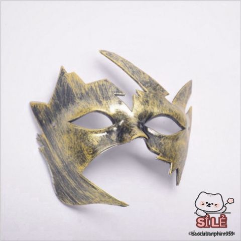 Mặt Nạ Halloween Nửa Mặt Nam - Phụ Kiện Thời Trang Độc Đáo, Tạo Điểm Nhấn ấn Tượng Cho Bữa Tiệc Hóa Trang