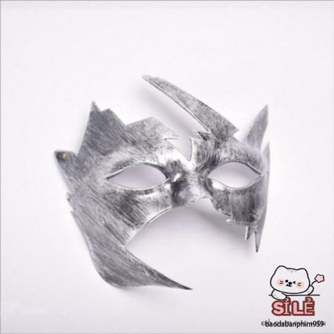 Mặt Nạ Halloween Nửa Mặt Nam - Phụ Kiện Thời Trang Độc Đáo, Tạo Điểm Nhấn ấn Tượng Cho Bữa Tiệc Hóa Trang