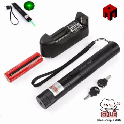 Đèn Laser 303 Màu Xanh - Công Nghệ Chiếu Sáng Hiện Đại, Hiệu Ứng Kính Vạn Hoa, Phù Hợp Bữa Tiệc và Sự Kiện, An Toàn và Tiện Dụng.