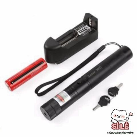 Đèn Laser 303 Ánh Sáng Xanh Rực Rỡ - Thiết Bị Chiếu Sáng Hiện Đại Cho Tiệc Tùng và Trang Trí Không Gian Sống