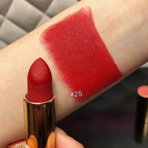 Son Gucci Rouge Lip À Lèvres Voile Mat 25 Goldie Red - Son Môi Đỏ Tươi Chất Lượng Cao Chính Hãng, Sắc Đỏ Quyến Rũ, Dưỡng Ẩm Tốt