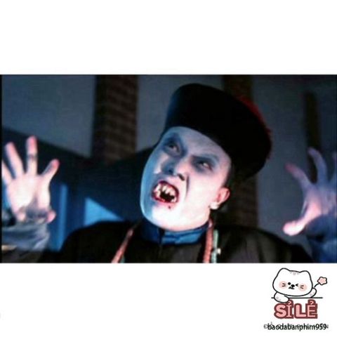 Bộ đồ hóa trang Halloween Ma Cương Thi - Áo Dài Việt Nam với Mũ Đuôi Sam và Phụ Kiện Độc Đáo cho Người Lớn