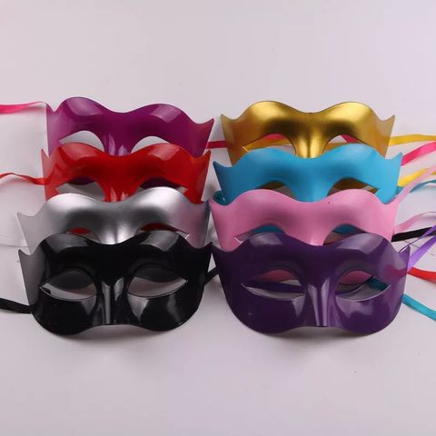 Mặt Nạ Nửa Mặt Tròn Tròn Dự Tiệc Hóa Trang Halloween - Chất Liệu Nhựa Dẻo, Kích Thước 9x18cm, Đồ Trang Trí Halloween