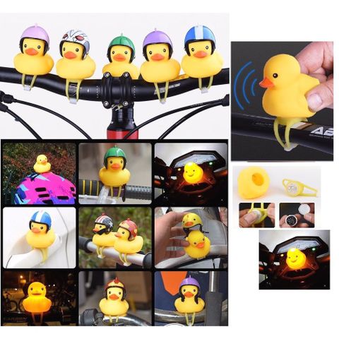 Vịt Vàng Gắn Xe Đội Nón Bảo Hiểm - Đồ Chơi Phát Sáng LED và Bóp Kêu Dành Cho Bé - Quà Tặng Dễ Thương