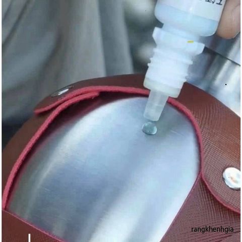 Bình Hồ Lô Inox 304 Sang Trọng 2 Lít Kèm Túi Bảo Vệ - Đồ Uống Du Lịch An Toàn, Chất Liệu Bền Bỉ