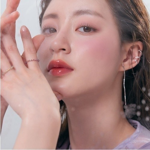 Son Tint Bóng Romand Glasting Water Gloss 4.5g Hàn Quốc - Hiệu Ứng Môi Bóng Mượt Tự Nhiên, Chất Son Dưỡng Ẩm Mịn Màng