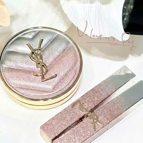 Phấn Nước YSL Touche Éclat Glow-Pact Cushion Limited Valentine B10 Porcelain - Chống Nắng SPF50+ PA++++ & Lớp Nền Tự Nhiên Rạng Rỡ