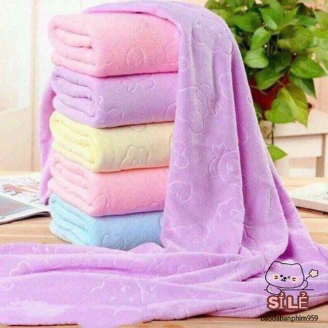 ```[MIỄN PHÍ VẬN CHUYỂN] Bộ 5 khăn tắm thời trang xuất xứ Nhật Bản kích thước 140x70cm màu sắc ngẫu nhiên```