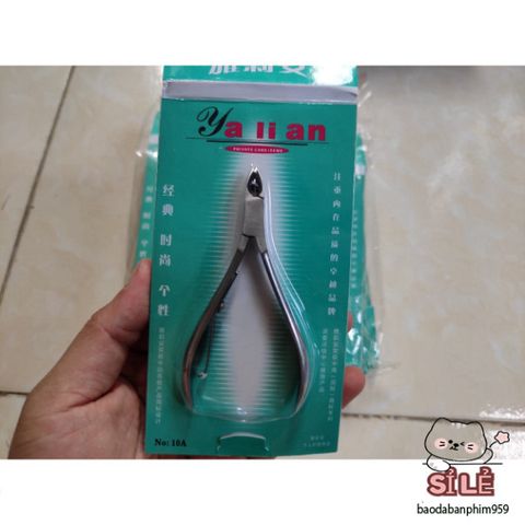 Bộ Bấm Móng Tay 12 Món Aulyshop - Dụng Cụ Chăm Sóc Móng Hoàn Hảo, Bao Gồm Kéo Cắt Lông Mũi, Kìm Cắt Da, Máy Nặn Mụn