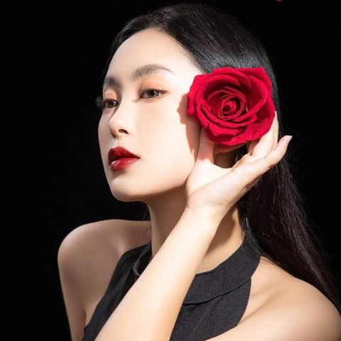 Son Tom Ford Lip Color Satin Matte 91 Lucky Star - Son Môi Đỏ Thuần Chính Hãng Độ Bám Cao, Dưỡng Ẩm Tốt, Quyến Rũ Sang Trọng