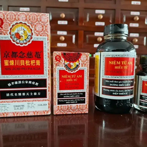 Siro Ho Xuyên Bối Tỳ Bà Cao Nin Jiom Pei Pa Koa - Giải Pháp Hỗ Trợ Giảm Ho, Làm Dịu Cổ Họng Cho Trẻ Em và Người Lớn