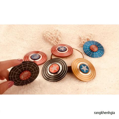 Đồ Chơi Fidget Spinner Captain America Cao Cấp - Giải Trí Thư Giãn, Tăng Cường Tập Trung, Có Hộp Đựng Cho Fan Marvel
