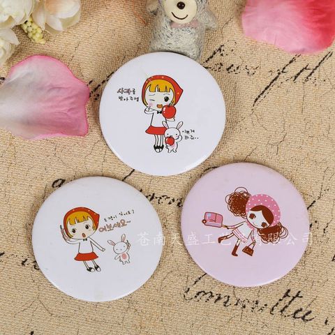 Gương Mini Đáng Yêu Nhập Khẩu - Kích Thước 6,5cm-7cm, Nhiều Hình Kute Mix Ngẫu Nhiên - Quà Tặng Xinh Xắn cho Fan Thời Trang