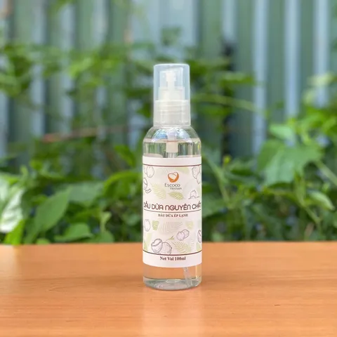 Dầu Dừa ép Lạnh Escoco 100ml - Dưỡng Ẩm Da, Giúp Tóc Bóng Mượt, Dầu Tẩy Trang Tự Nhiên - Sản Phẩm Việt Nam Chất Lượng Cao