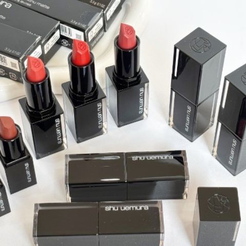 Son Shu Uemura Rouge Unlimited Matte KS RD 188 Đỏ Cổ Điển - Thỏi Son Cao Cấp, Độ Bám Màu Lâu, Phong Cách Sang Trọng, Quyến Rũ