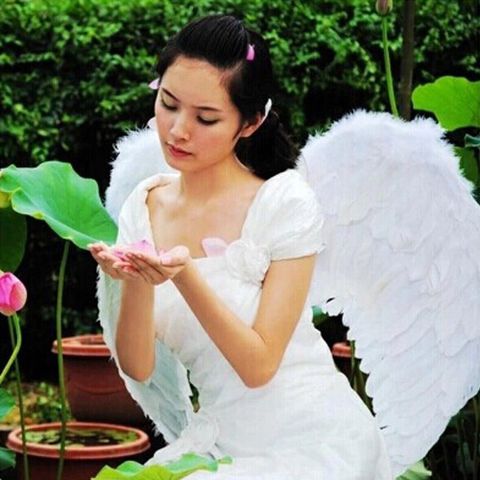Cánh Thiên Thần Hóa Trang Đen Trắng - Phụ Kiện Halloween Cosplay Dành Cho Trẻ Em và Người Lớn - Cánh Lông Vũ Chất Lượng Cao