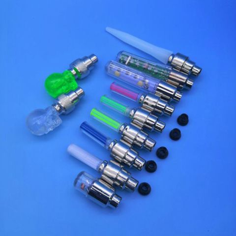 Combo 2 Đèn LED Gắn Van Bánh Xe Ô Tô, Xe Máy, Xe Đạp - Đèn Cảm Ứng Nhiều Màu Sắc Sáng Đẹp, Trang Trí Xe Hấp Dẫn