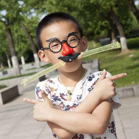 Mắt Kính Chú Hề Đeo Mũi Râu Vui Nhộn - Phụ Kiện Thời Trang Siêu Hài Hước Cho Tất Cả Lứa Tuổi