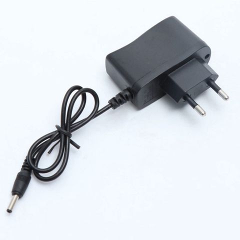 Sạc Liền Dây Chân Tròn 5V 500mAh cho Đèn Pin Siêu Sáng, Đèn Đội Đầu và Thiết Bị Tích Điện - Tiện Ích Sử Dụng Hằng Ngày
